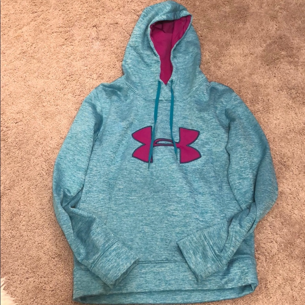 Like new condition under armor sweatshirt size M